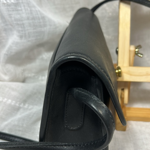 Coach Vintage elegant leather bag purse with pull lock closure made in USA - Picture 5 of 16